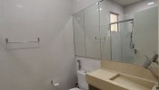 APARTAMENTO 03 SUTES QUADRA MAR EM MEIA PRAIA 