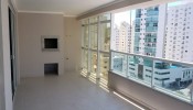 APARTAMENTO A VENDA EM MEIA PRAIA | 04 SUTES 