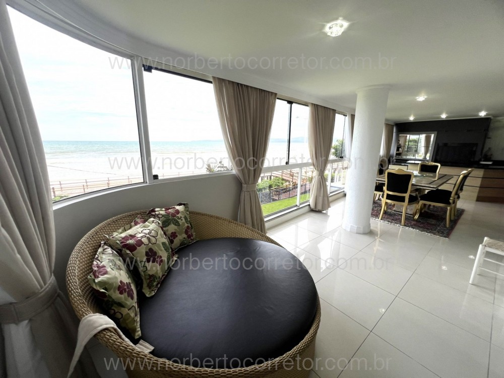 APARTAMENTO FRENTE MAR A VENDA EM ITAPEMA