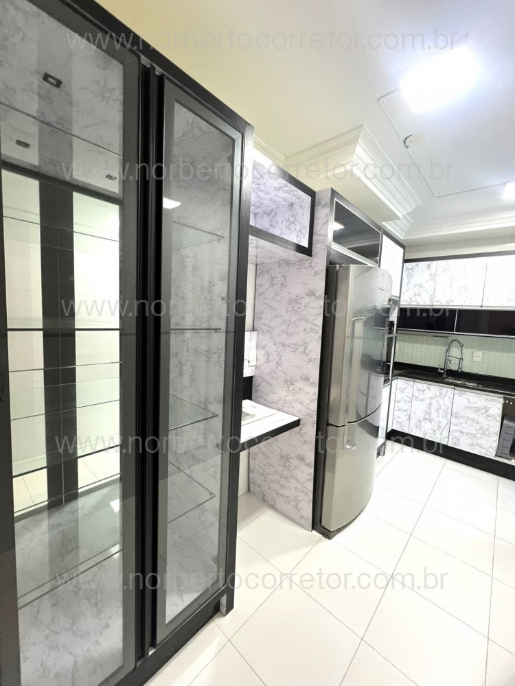 APARTAMENTO FRENTE MAR A VENDA EM ITAPEMA